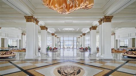 palazzo versace dubai lobby